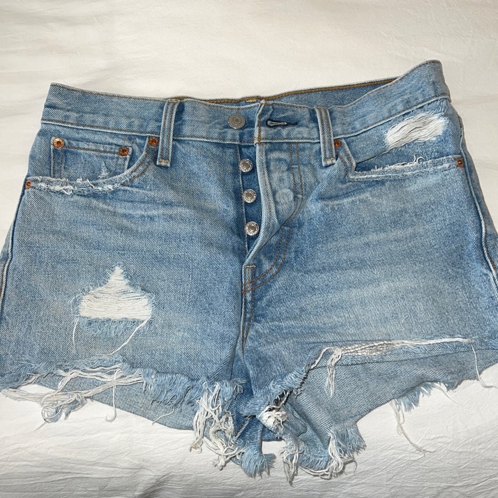 Levi shorts, size 28